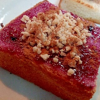 ブルーベリージャムとキャラメルクランチのトースト